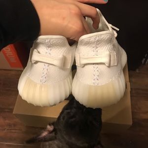 Yeezy creams size 10
